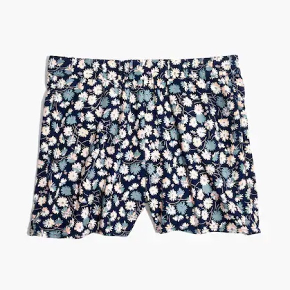 Drapey Pull-On Shorts in French Floral - Picture 4 of 10